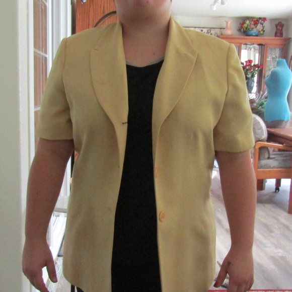 Le Suit Jackets & Coats Pale Yellow Dress Jacket 6 Woman Poshmark